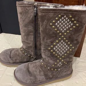 Limited Edition dark brown Ugg’s, size 9.